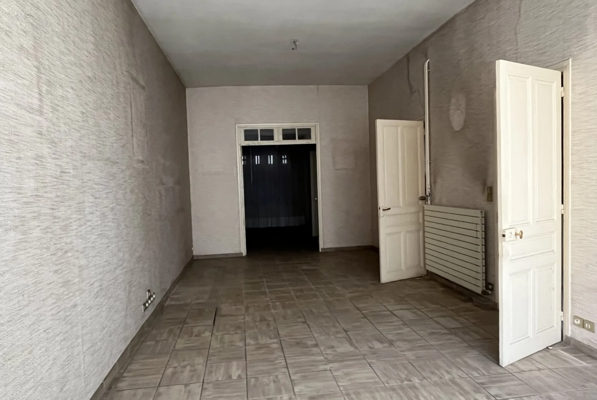 Charmante maison de ville de 186 m² avec jardin à Bourbonne-les-Bains 