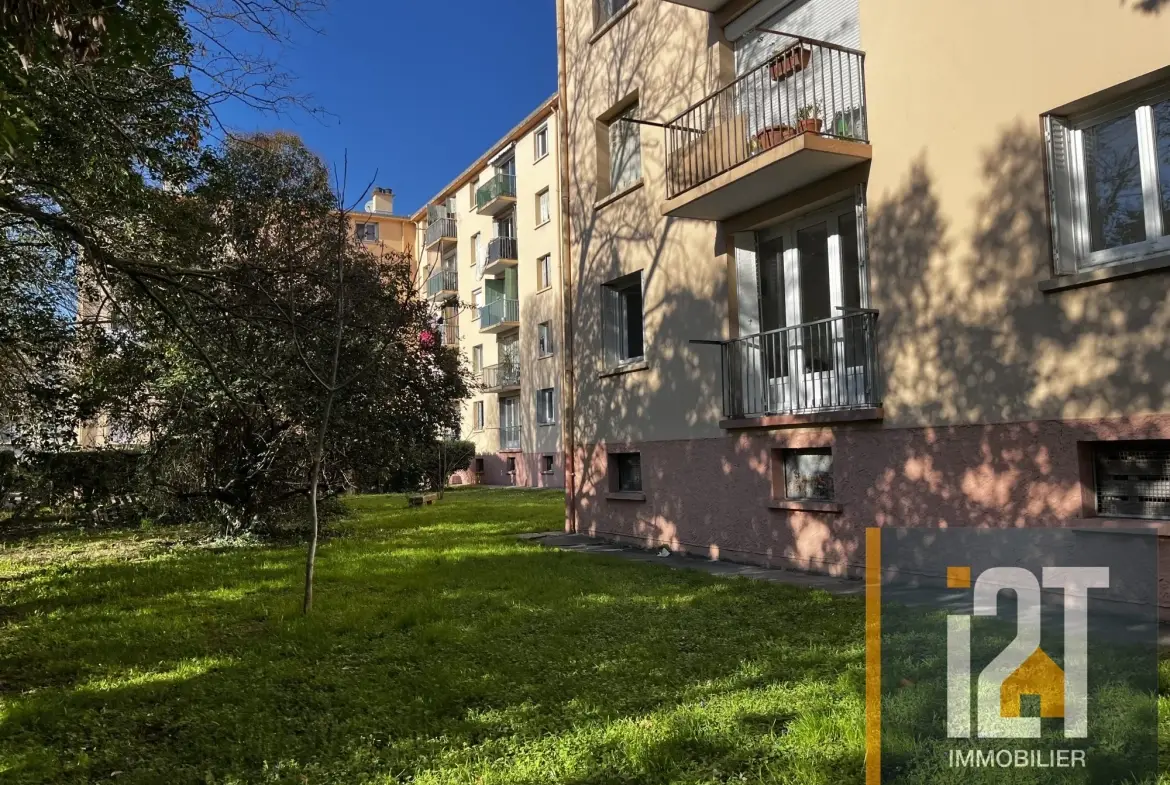 Appartement T3 rénové de 65,93 m² à Niême – Charme historique et confort moderne 
