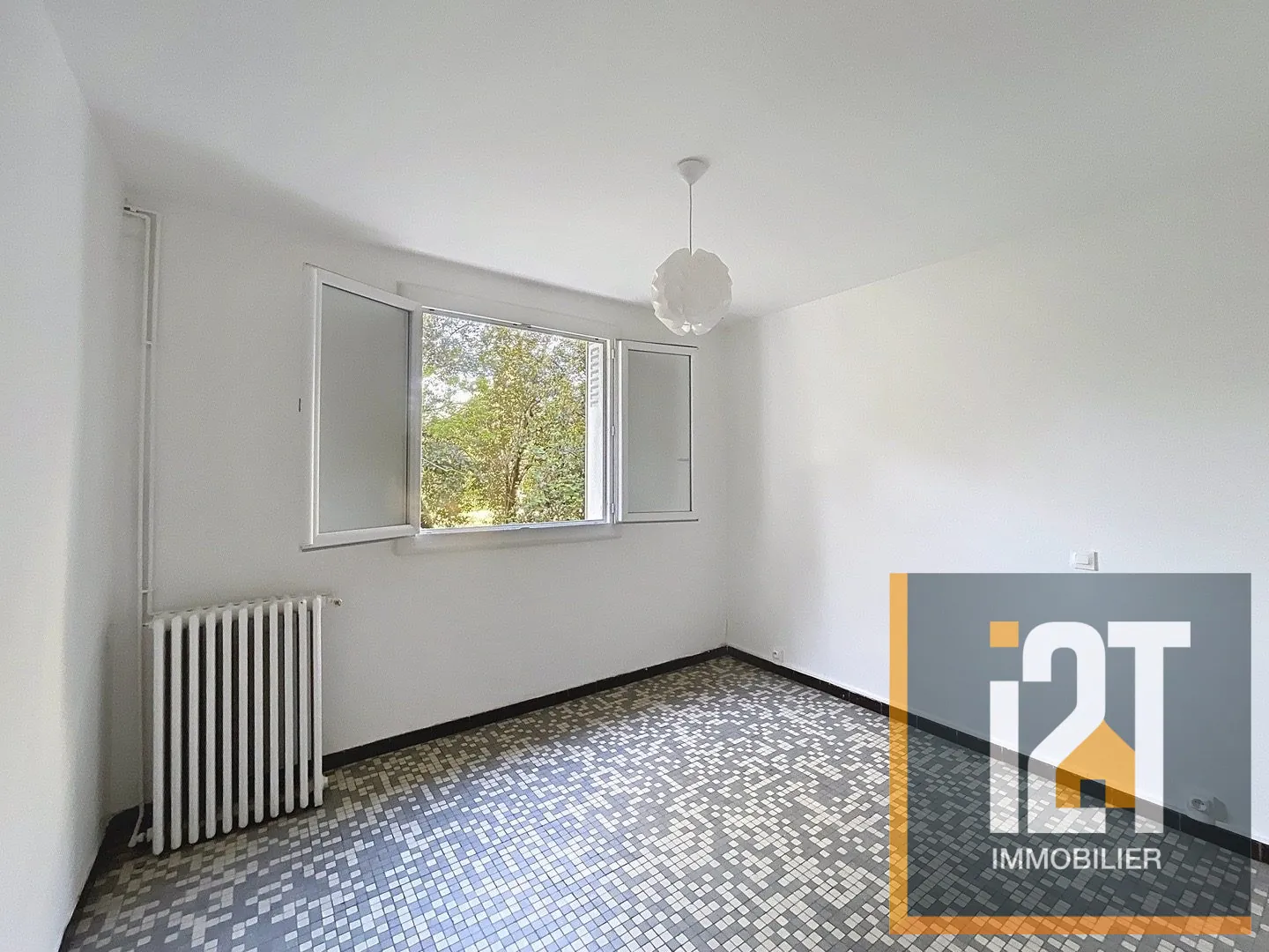 Appartement T3 rénové de 65,93 m² à Niême – Charme historique et confort moderne 