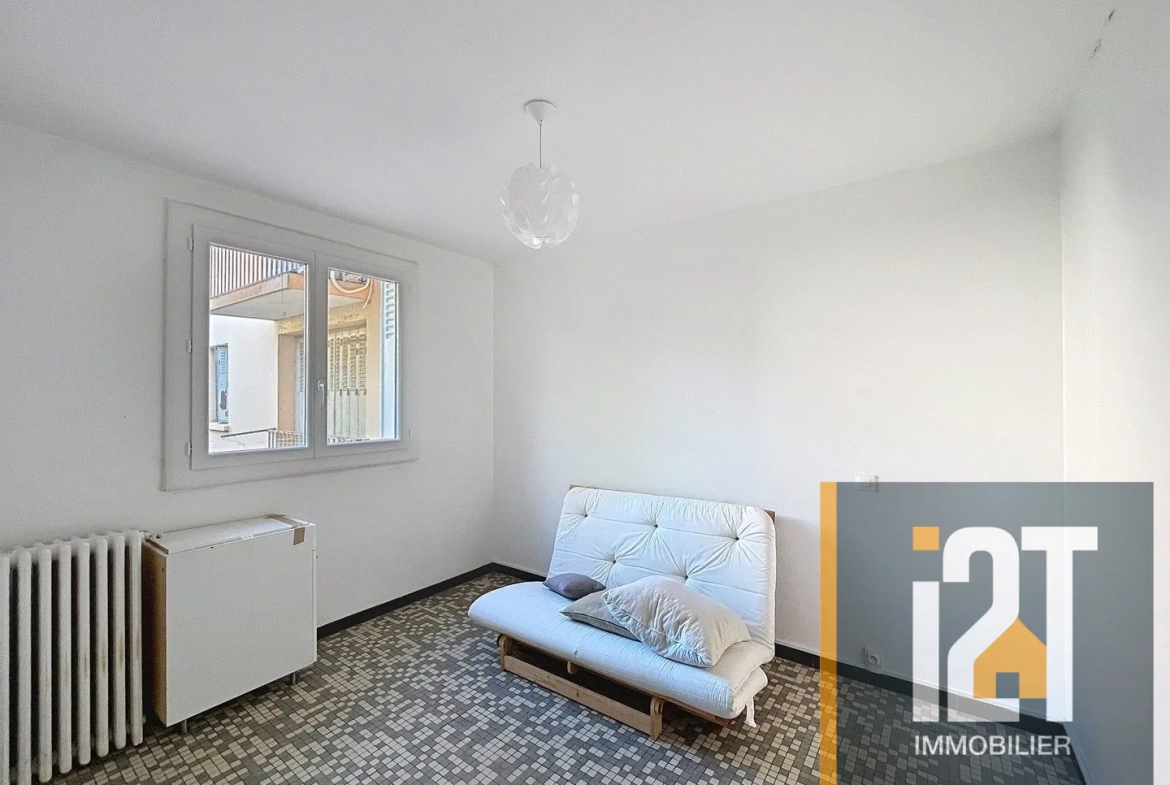 Appartement T3 rénové de 65,93 m² à Niême – Charme historique et confort moderne 