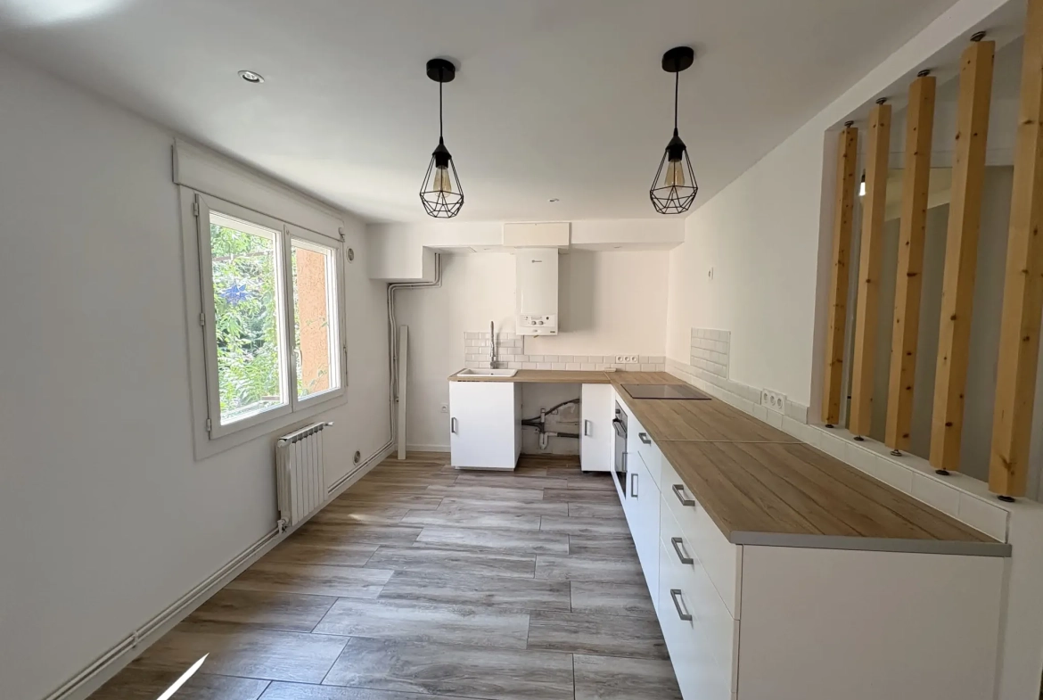 Appartements T2 à Toulon La Loubière – Résidence confortable avec parking et proximité commodités 