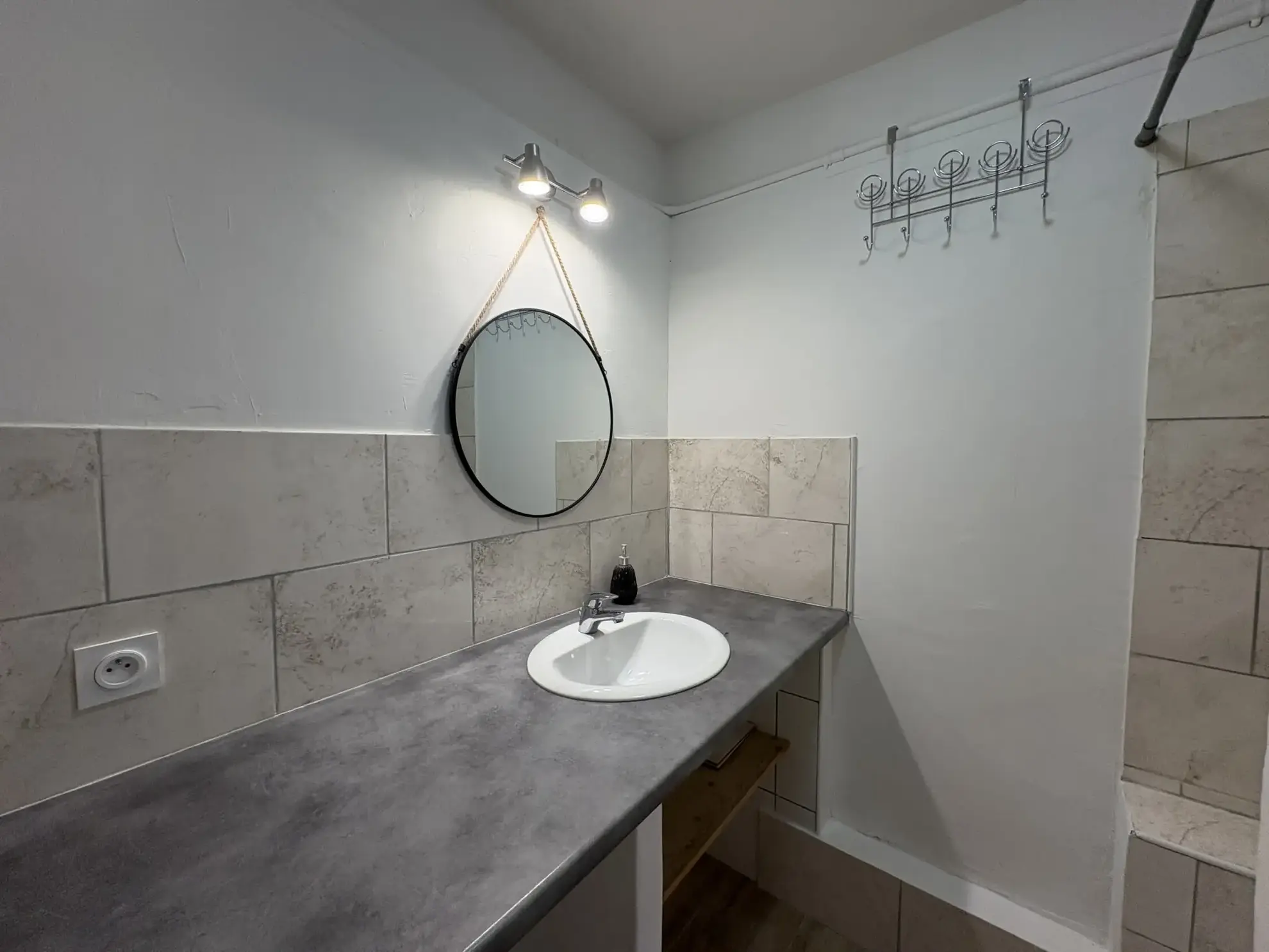 Appartements T2 à Toulon La Loubière – Résidence confortable avec parking et proximité commodités 