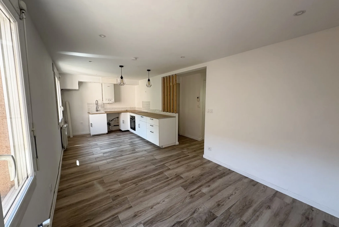 Appartements T2 à Toulon La Loubière – Résidence confortable avec parking et proximité commodités 