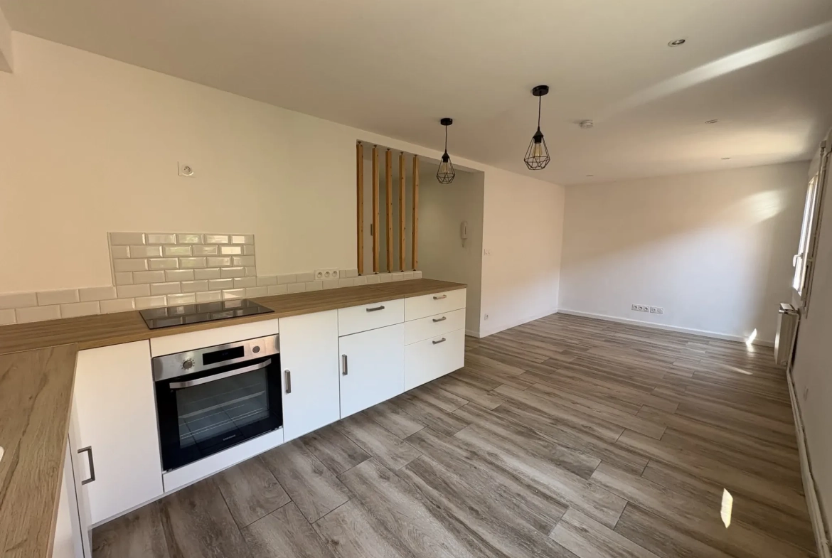 Appartements T2 à Toulon La Loubière – Résidence confortable avec parking et proximité commodités 
