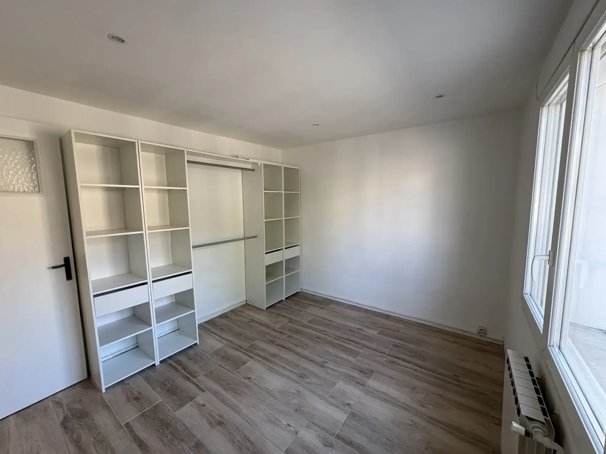 Appartements T2 à Toulon La Loubière – Résidence confortable avec parking et proximité commodités 