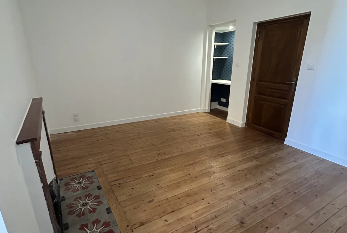 Appartement T2 entièrement rénové au centre d'Aubenas - Idéal investisseur ou premier achat 