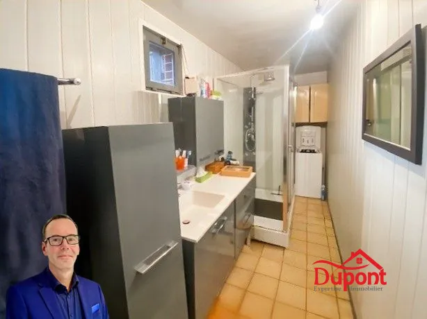 Maison à vendre à Quievrechain avec jardin et garage - 113 m² 