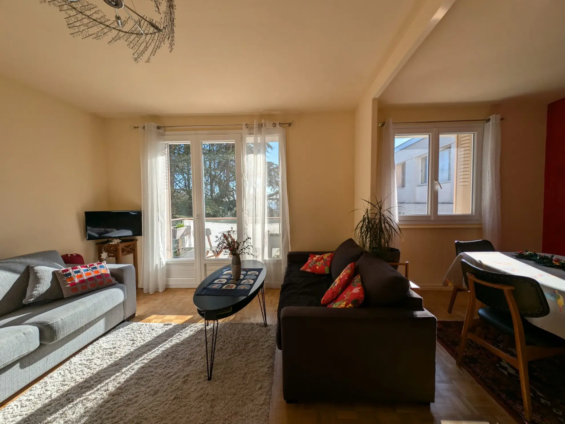 Appartement T3 lumineux de 68,50 m² avec balcon, garage et cave à Clermont-Ferrand 