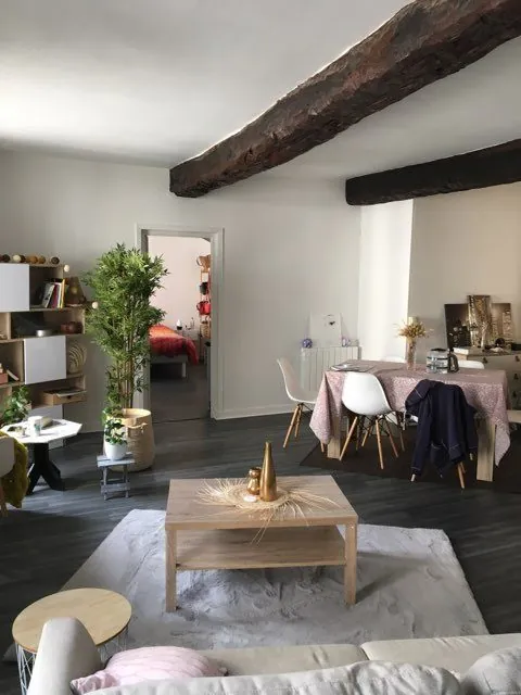 Appartement cosy en basse ville de Quimperlé, 2 pièces avec potentiel de seconde chambre 