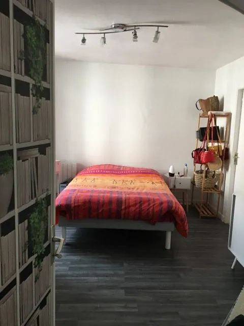 Appartement cosy en basse ville de Quimperlé, 2 pièces avec potentiel de seconde chambre 