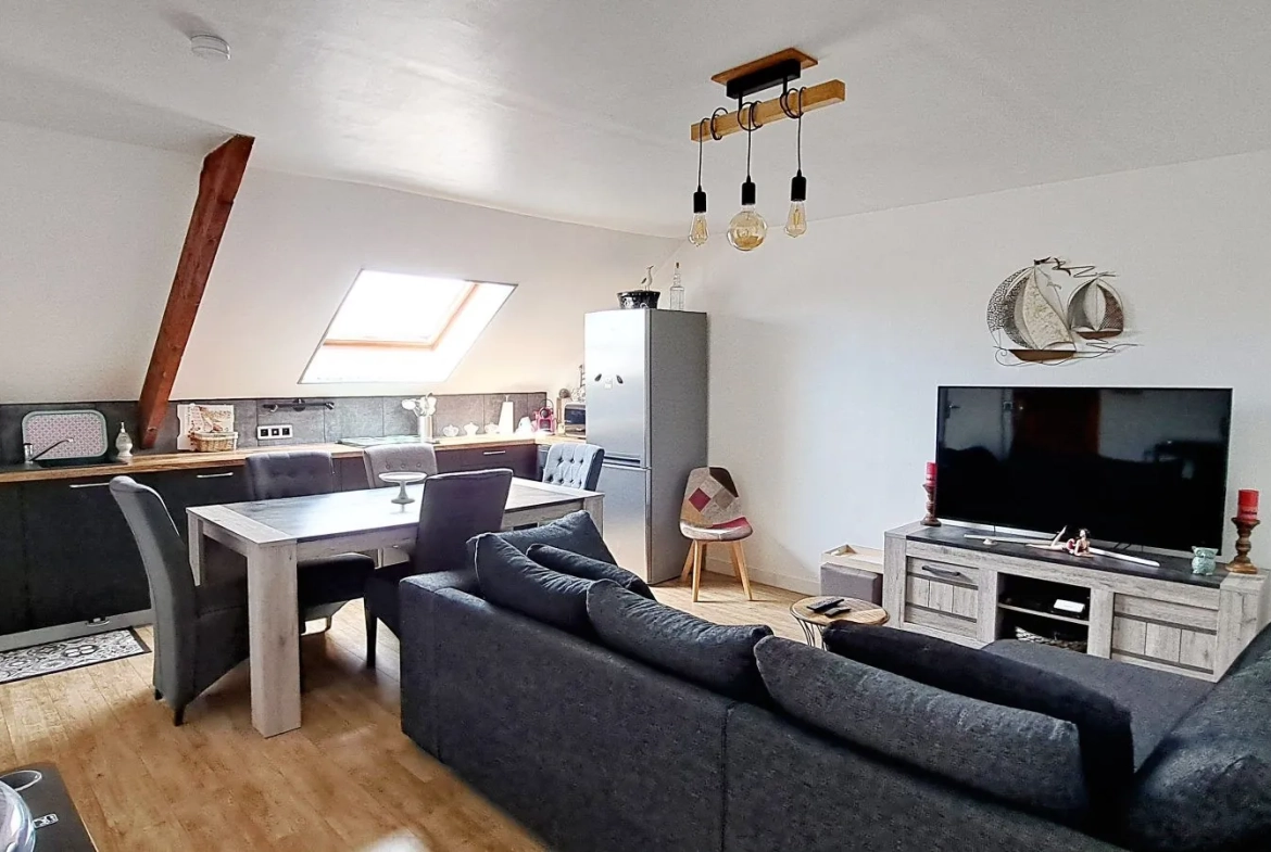 Appartement T3 lumineux avec vue sur Le Tréport à vendre, à 100 m de la plage 