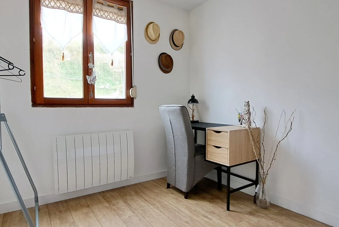 Appartement T3 lumineux avec vue sur Le Tréport à vendre, à 100 m de la plage 