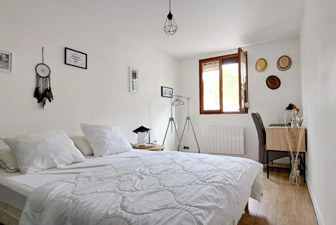 Appartement T3 lumineux avec vue sur Le Tréport à vendre, à 100 m de la plage 