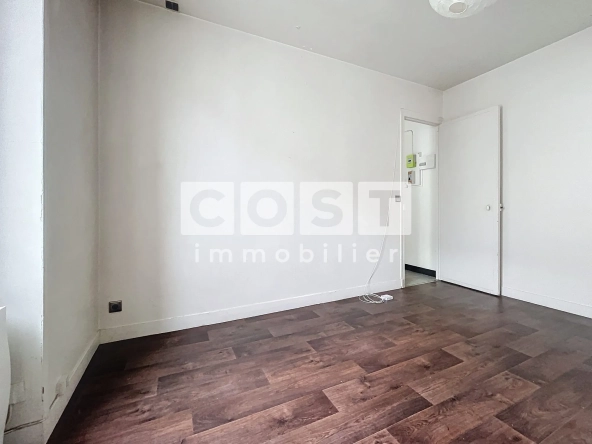 Studio à vendre à Levallois-Perret - 20m² avec cave - Bon potentiel investissement