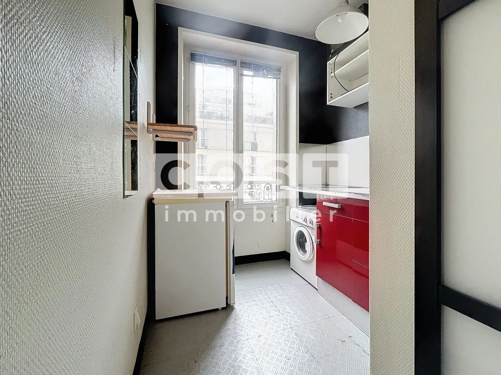 Studio à vendre à Levallois-Perret - 20m² avec cave - Bon potentiel investissement 