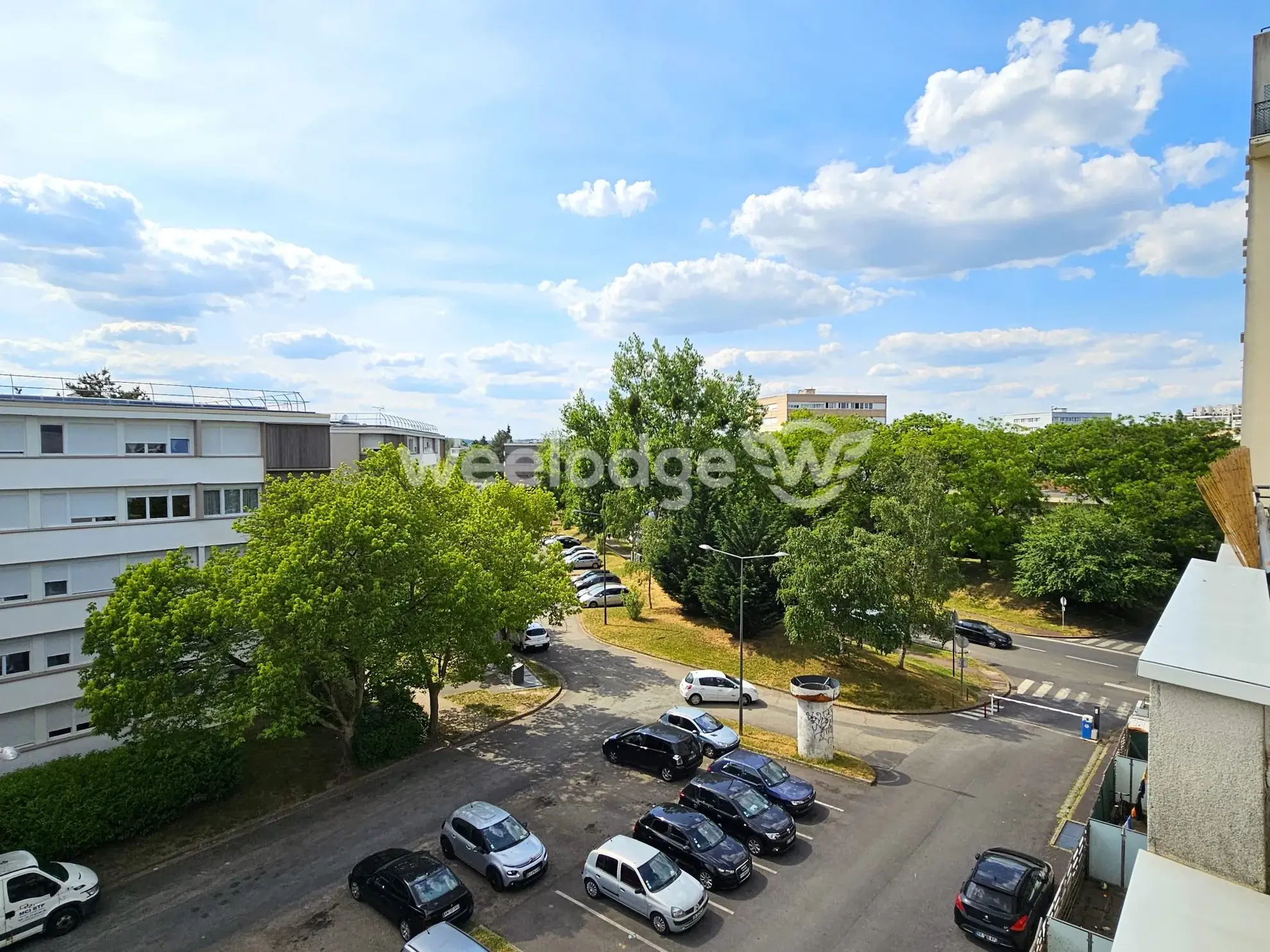 Appartement à vendre à Cergy avec terrasse, parking et proximité RER A 