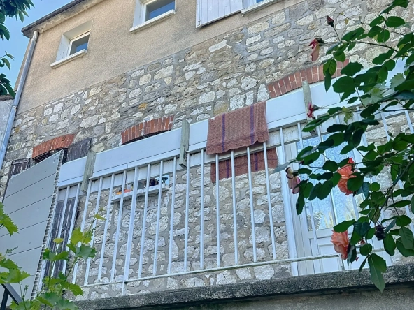 Maison mitoyenne en excellent état avec jardin à Montargis