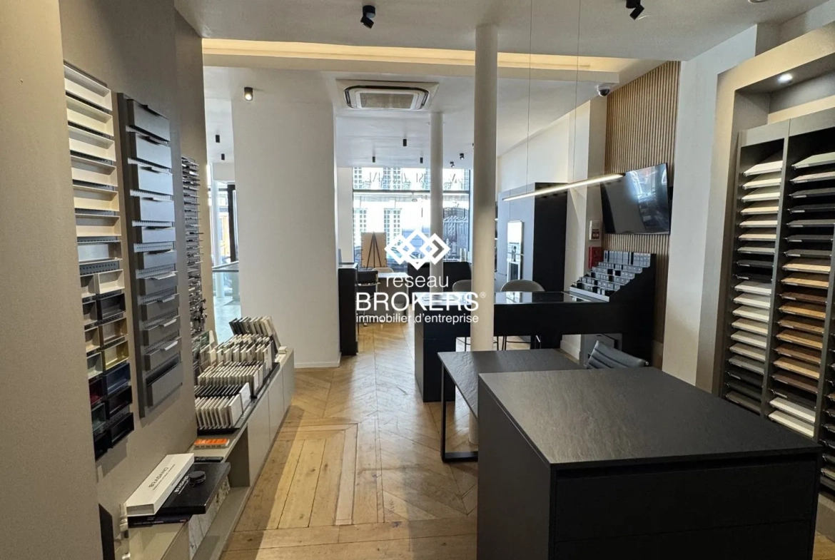 Boutique de 101 m² à vendre dans le quartier recherché de Neuilly-sur-Seine 