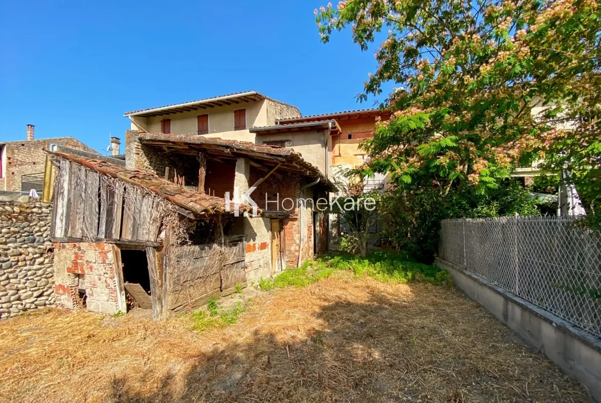 Maison de ville à rénover avec jardin à Cazères (31220) - Potentiel élevé 