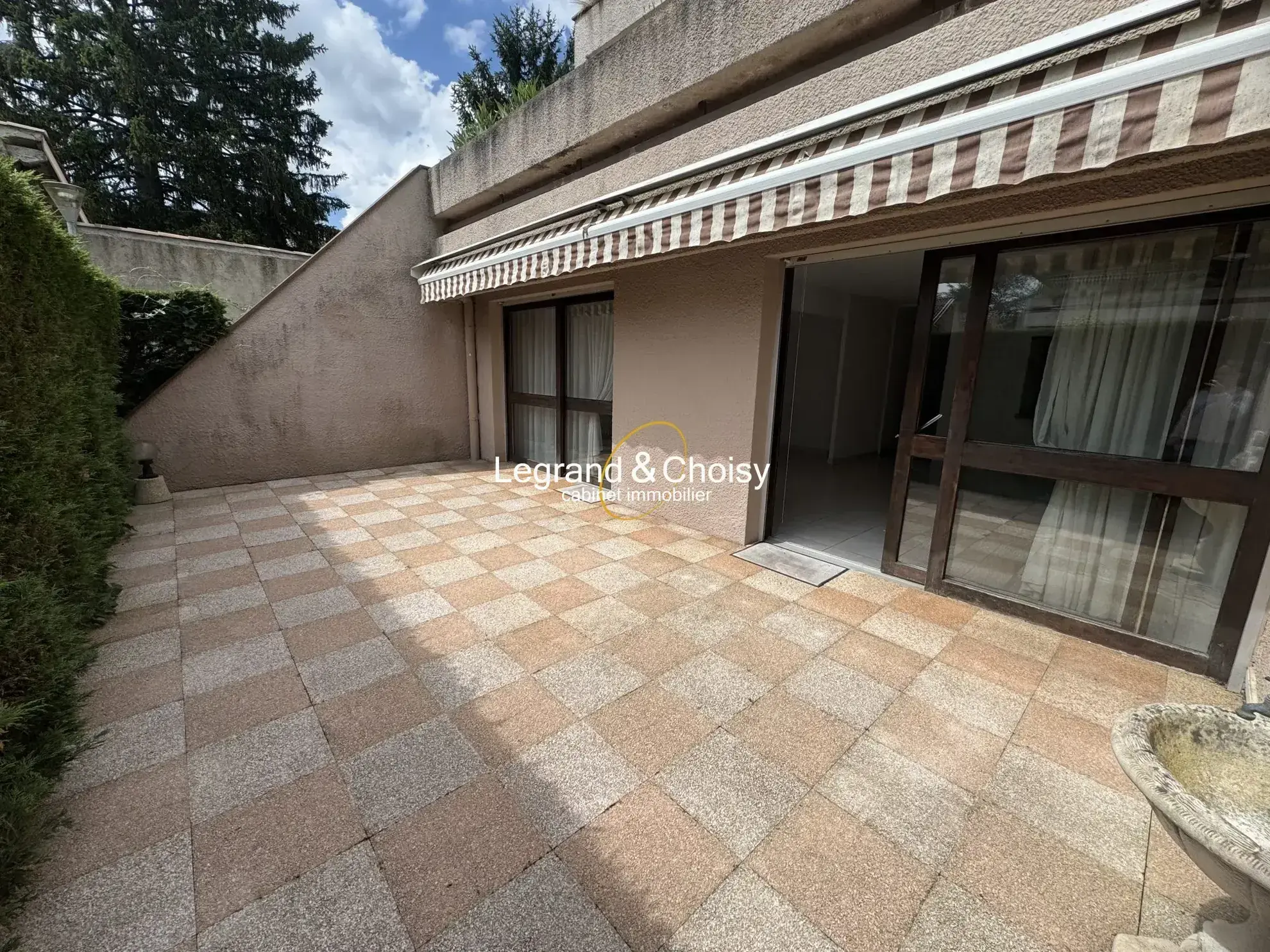 Appartement 3 pièces avec terrasse et garage à Villeneuve-sur-Lot 