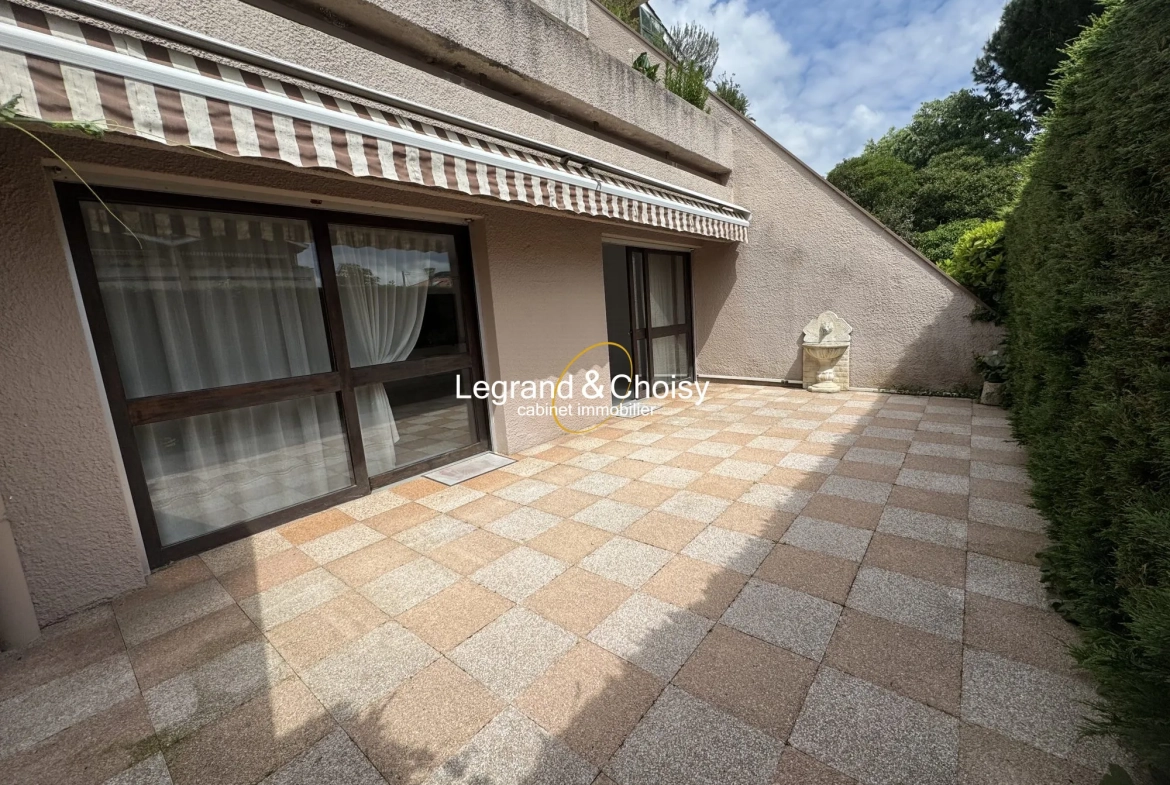 Appartement 3 pièces avec terrasse et garage à Villeneuve-sur-Lot 
