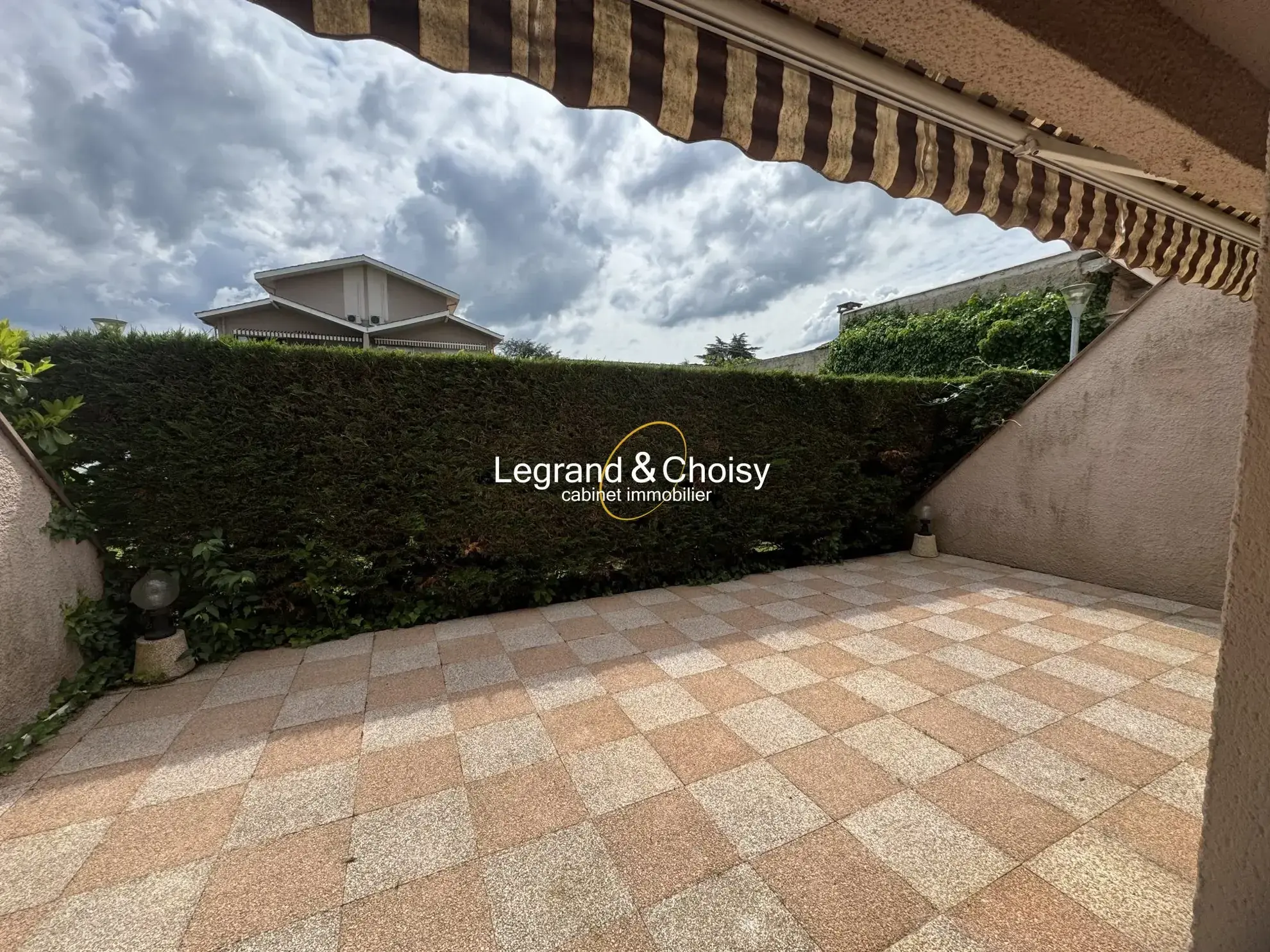 Appartement 3 pièces avec terrasse et garage à Villeneuve-sur-Lot 