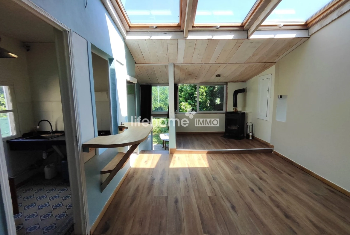 Maison de ville avec jardin à Châteauroux proche hyper centre – idéal famille 