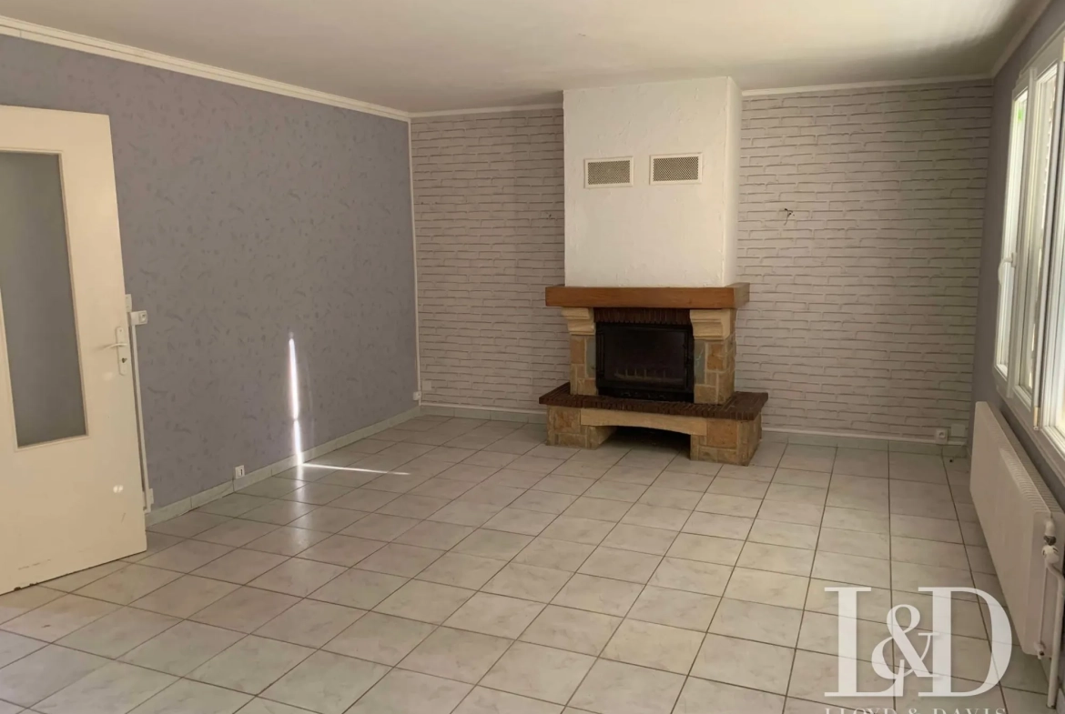 Maison individuelle à vendre à Aÿ-Champagne, 105 m², jardin, confort familial 