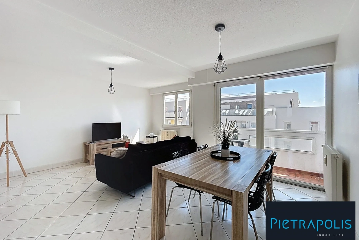 Appartement T4 de 76m² à Dijon, quartier Drapeau/Charmette, idéal colocation 