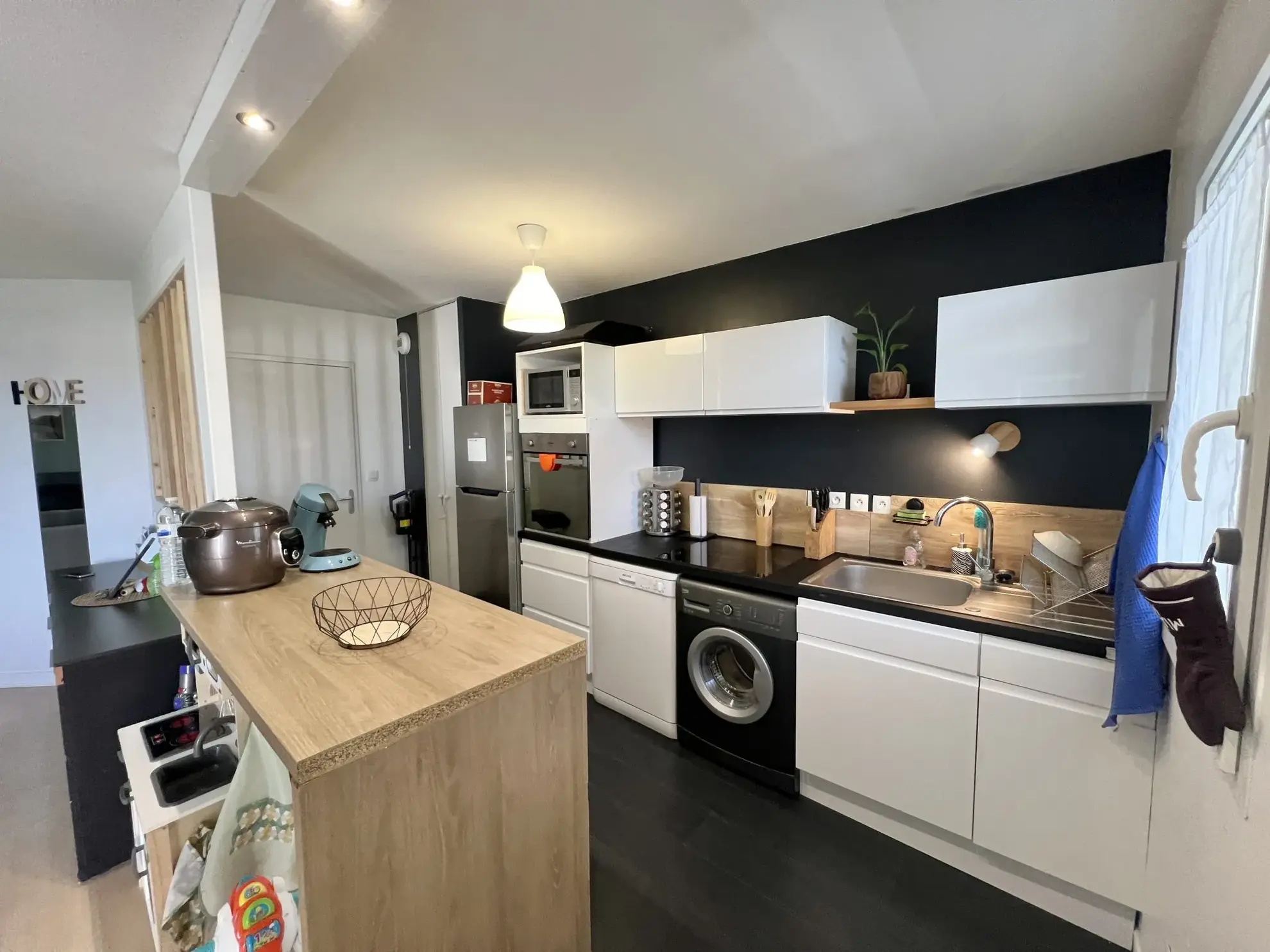 Charmant T3 avec balcon, ascenseur et parking à Orléans 