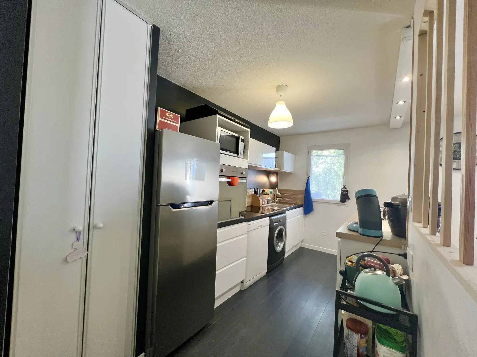 Charmant T3 avec balcon, ascenseur et parking à Orléans 
