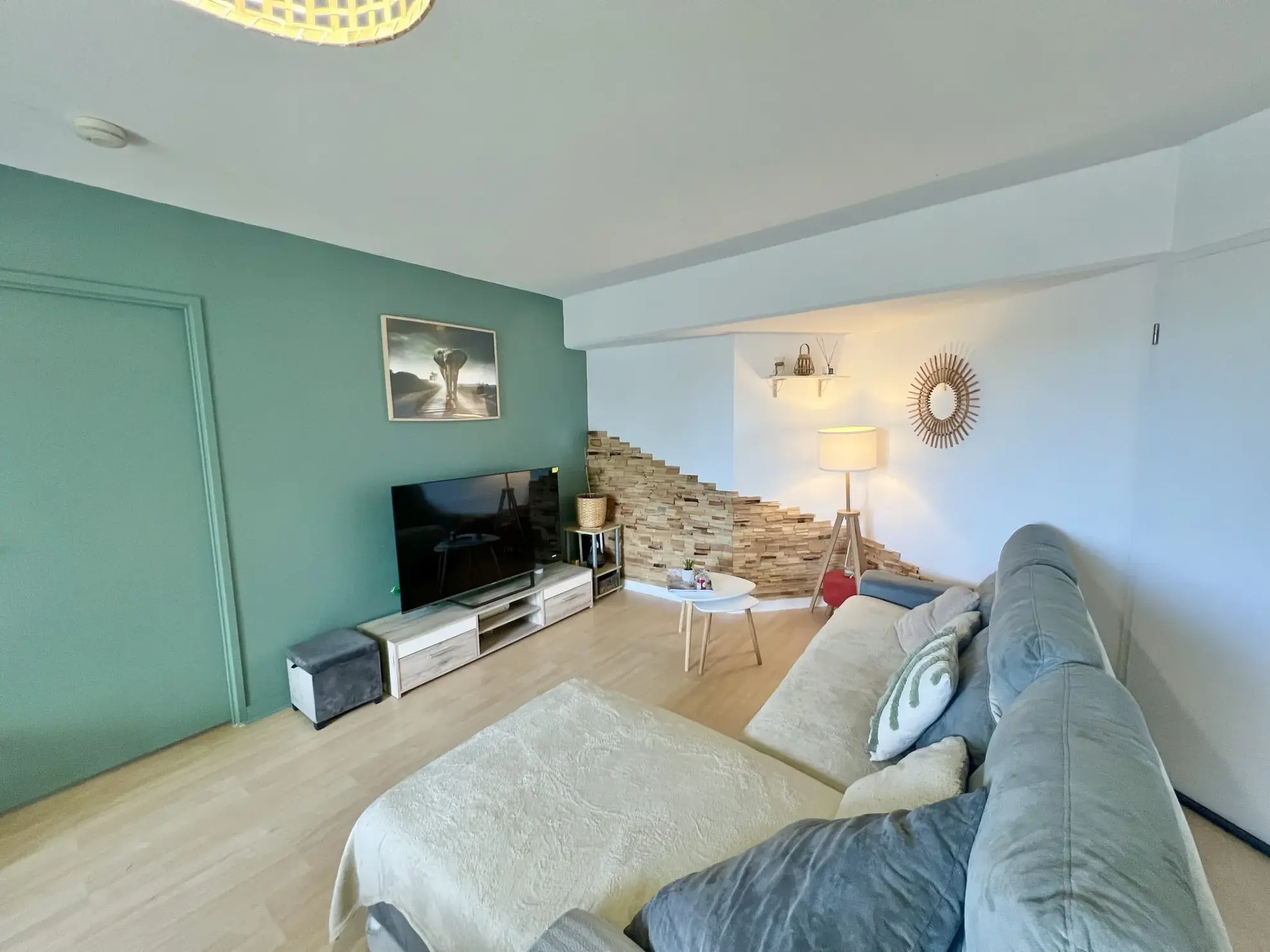 Charmant T3 avec balcon, ascenseur et parking à Orléans 