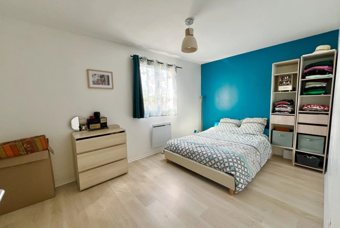 Charmant T3 avec balcon, ascenseur et parking à Orléans 
