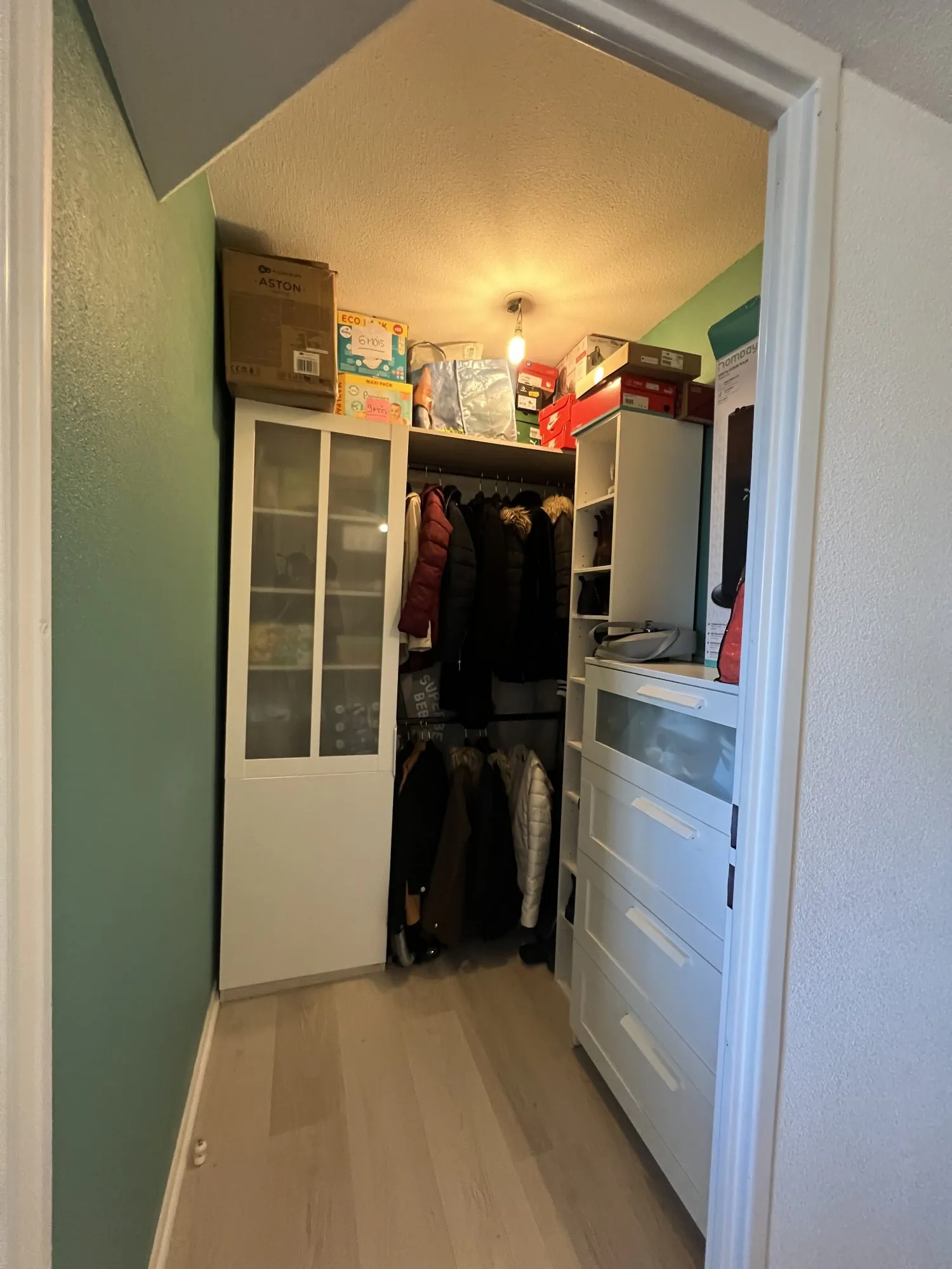 Charmant T3 avec balcon, ascenseur et parking à Orléans 