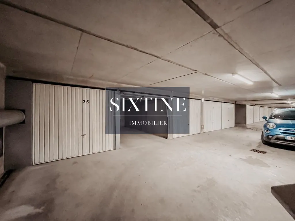 Garage en location à Bourgoin-Jallieu dans résidence sécurisée 