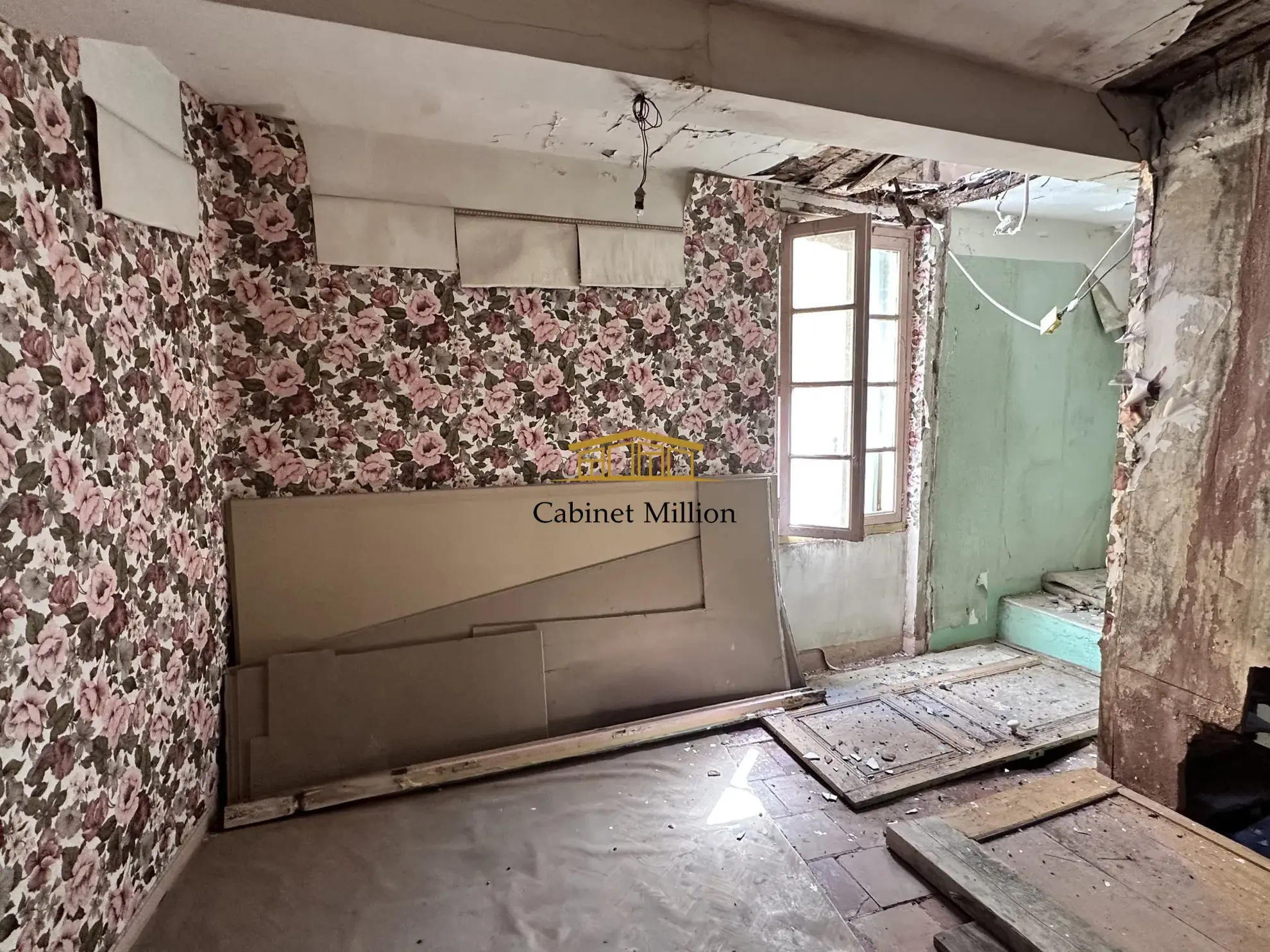 Maison à rénover au cœur de Cazouls-les-Béziers avec fort potentiel 