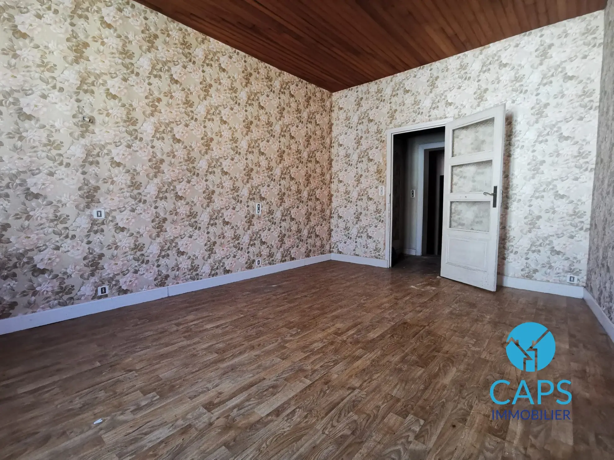 Idéal investisseur proche de Castres Immeuble à rénover de 215 m² à Roquecourbe, idéal investisseur 