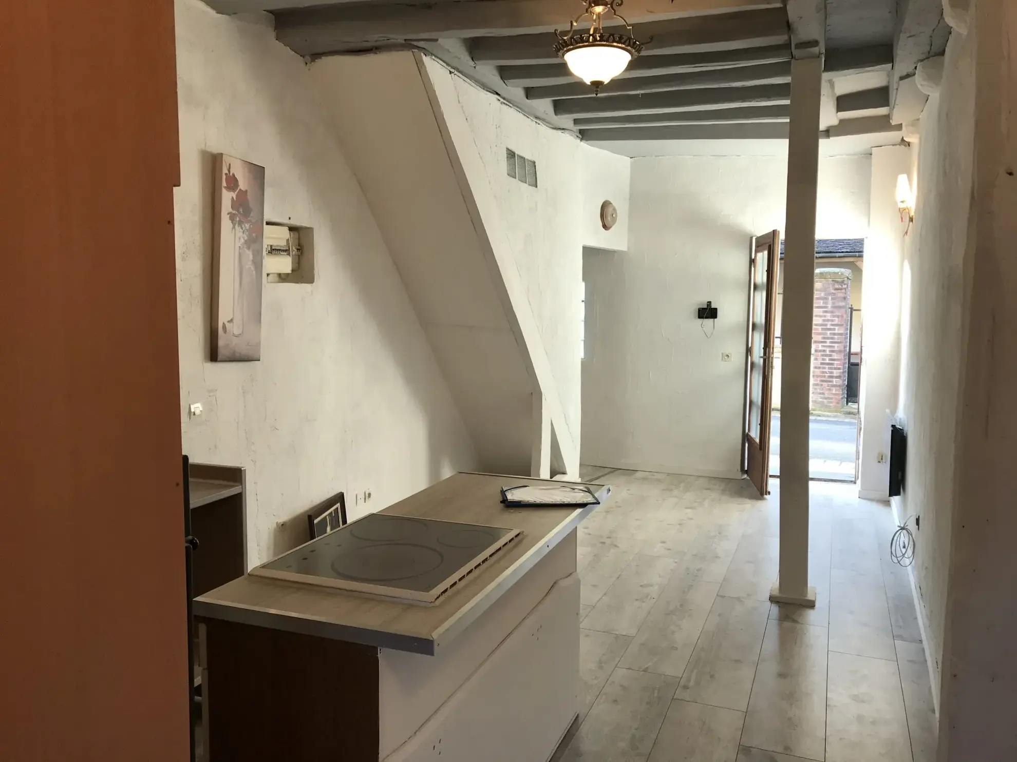 Immeuble à vendre à Courtenay de 232 m² avec 5 appartements à rénover 