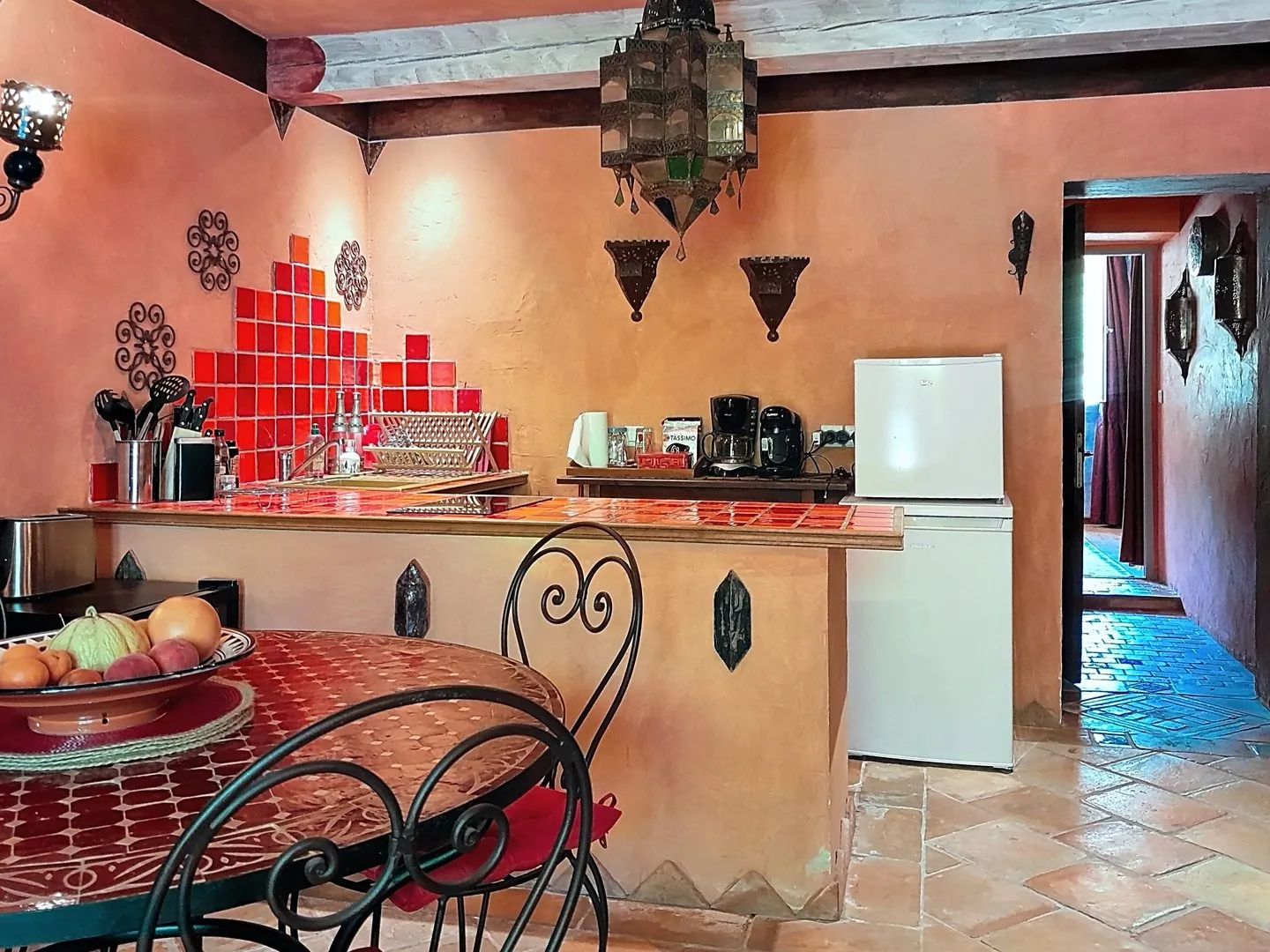 Appartement lumineux avec terrasse dans résidence sécurisée au Beaucet 