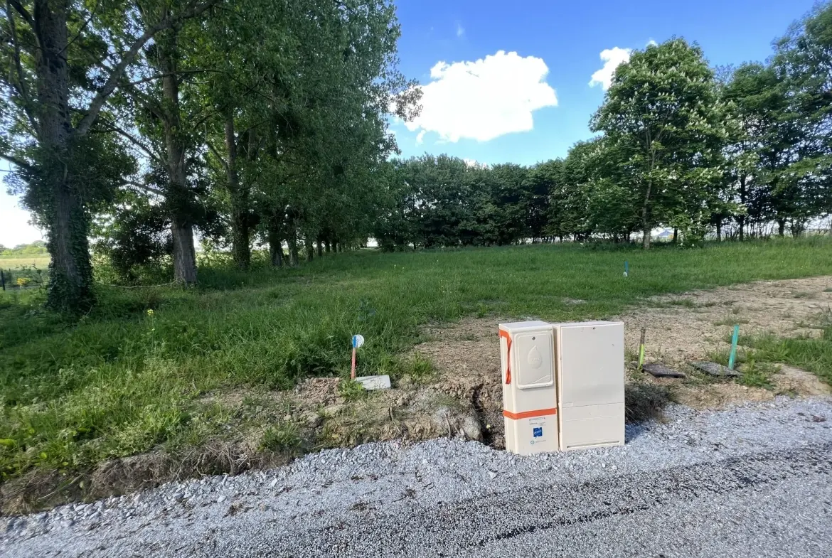 Terrain à bâtir à vendre à Châteaugiron (35410) – Viabilisé et libre de constructeur 