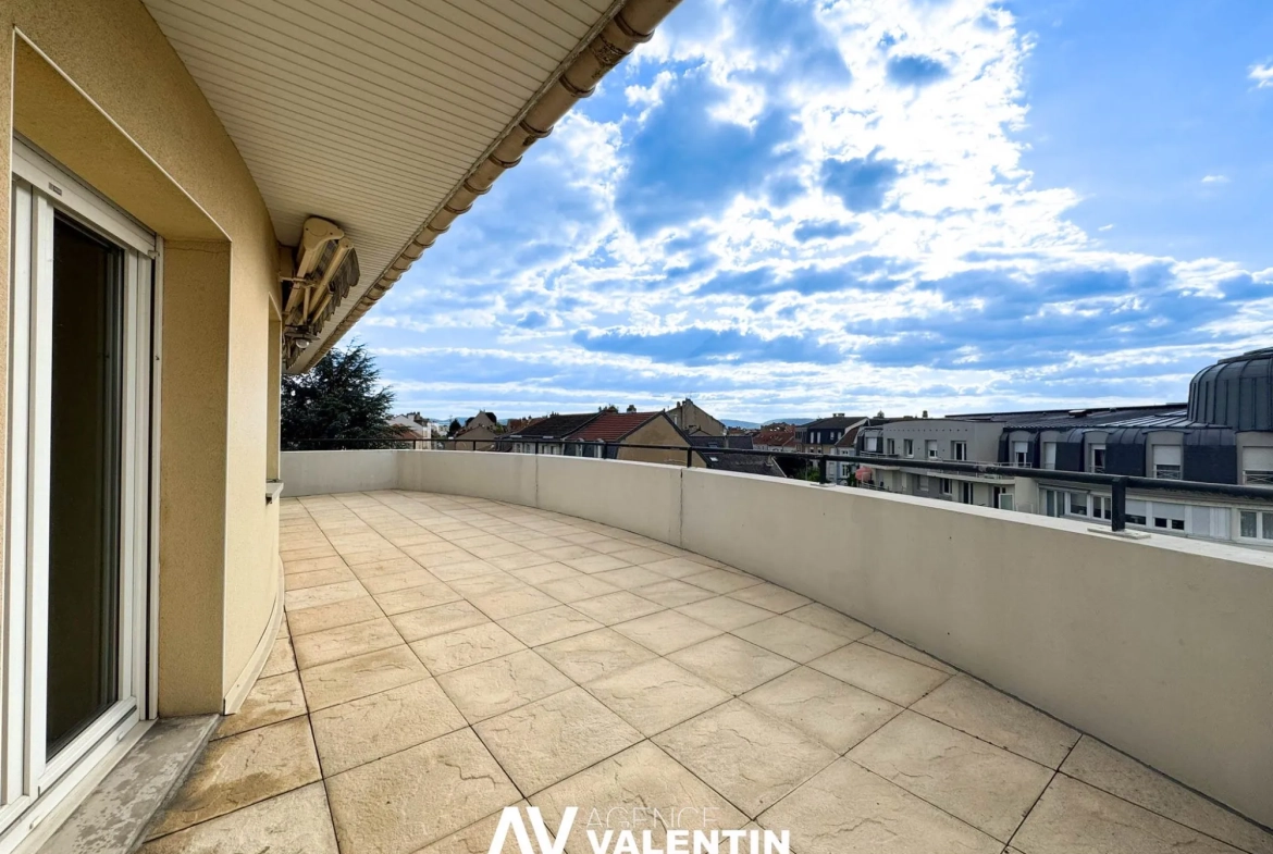 Bel appartement 2 pièces avec terrasse et garage à Montigny-lès-Metz 
