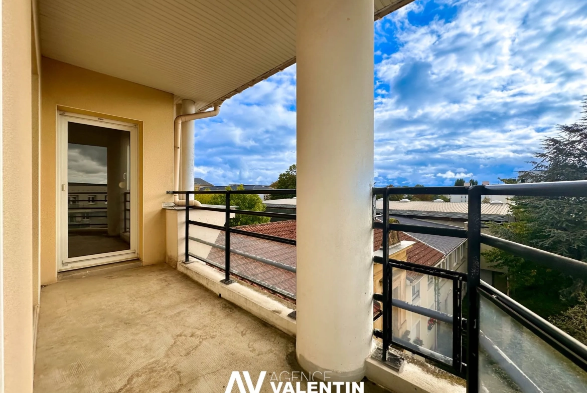 Bel appartement 2 pièces avec terrasse et garage à Montigny-lès-Metz 