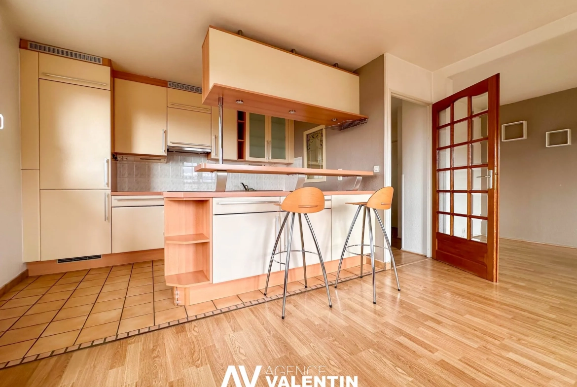 Bel appartement 2 pièces avec terrasse et garage à Montigny-lès-Metz 