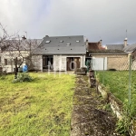 Maison mitoyenne à Bessé-sur-Braye avec terrasse et jardin - Idéal investisseur ou primo-accédant