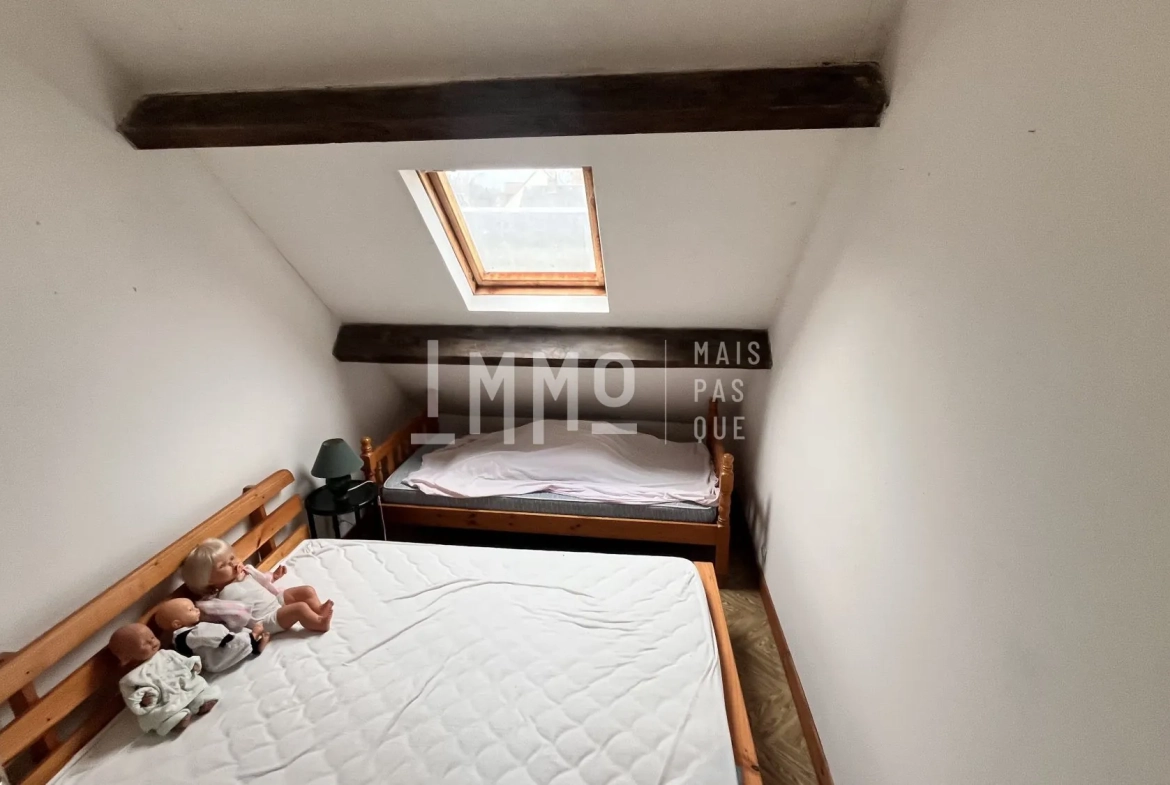 Maison mitoyenne à Bessé-sur-Braye avec terrasse et jardin - Idéal investisseur ou primo-accédant 