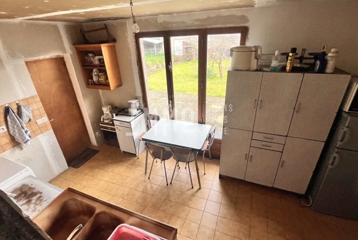 Maison mitoyenne à Bessé-sur-Braye avec terrasse et jardin - Idéal investisseur ou primo-accédant 