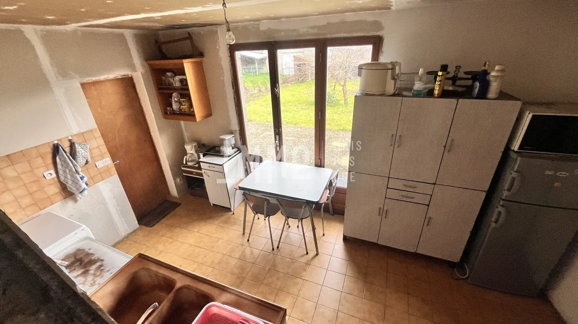 Maison mitoyenne à Bessé-sur-Braye avec terrasse et jardin - Idéal investisseur ou primo-accédant 