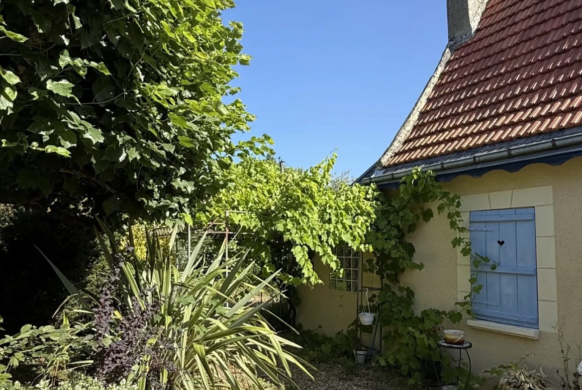 Longère en pierre avec jardin et potager à Villedieu - Charmante propriété rurale 