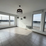 Appartement 2 Chambres avec Terrasse et Parking à Joué-lès-Tours