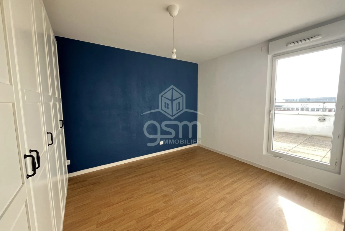 Appartement 2 Chambres avec Terrasse et Parking à Joué-lès-Tours 